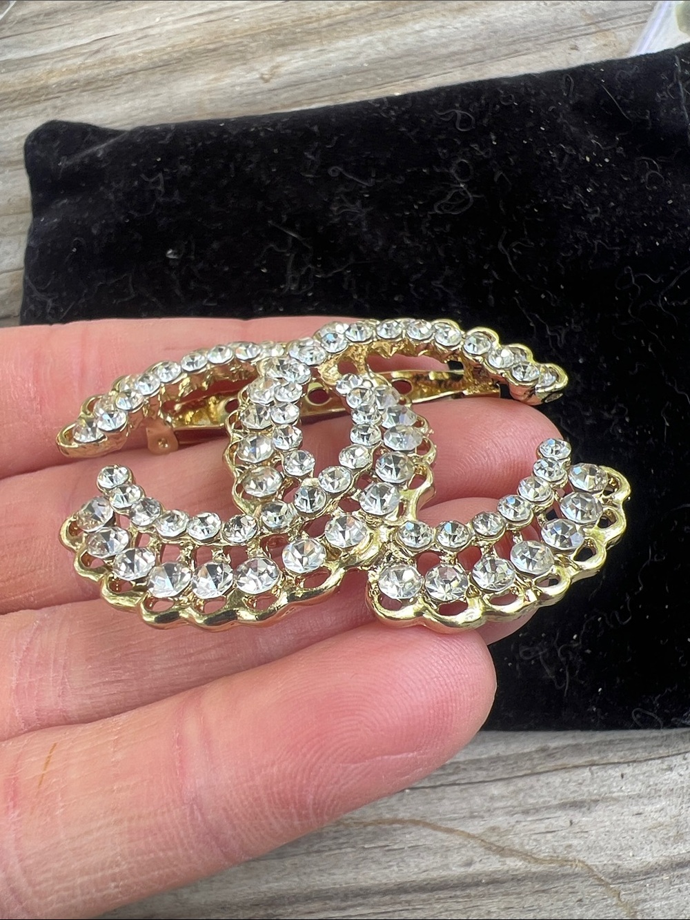CHANEL Gold-Tone Double C Crystal Brooch - Picture 6 of 9